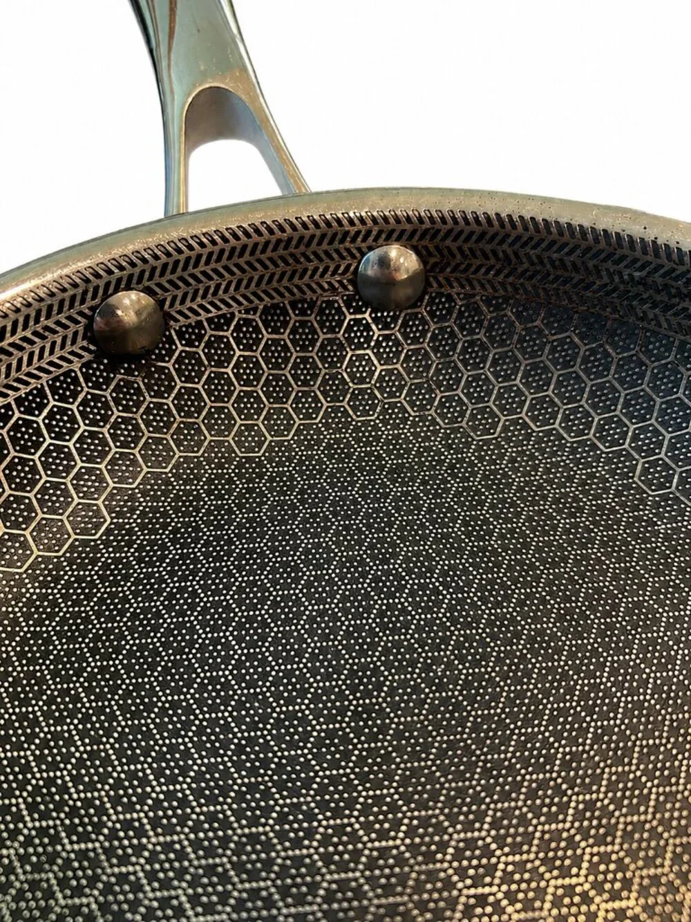 Hexclad 8 Inch Hybrid Nonstick Fry Pan Skillet Stainless Handle Small Size - Picture 3 of 4